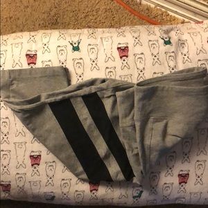 5 for $20 Forever 21 Capri leggings